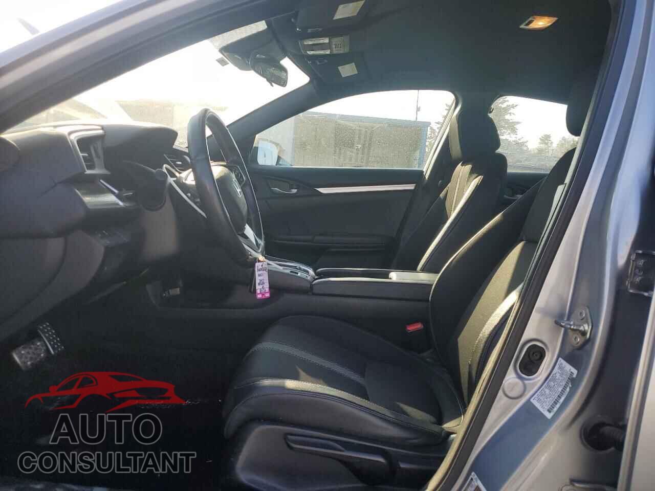 HONDA CIVIC 2019 - 2HGFC2F82KH519450