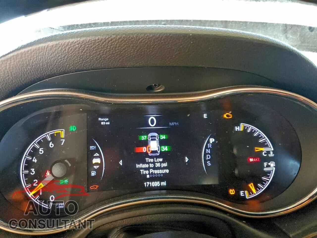 JEEP GRAND CHER 2015 - 1C4RJEBG0FC232035