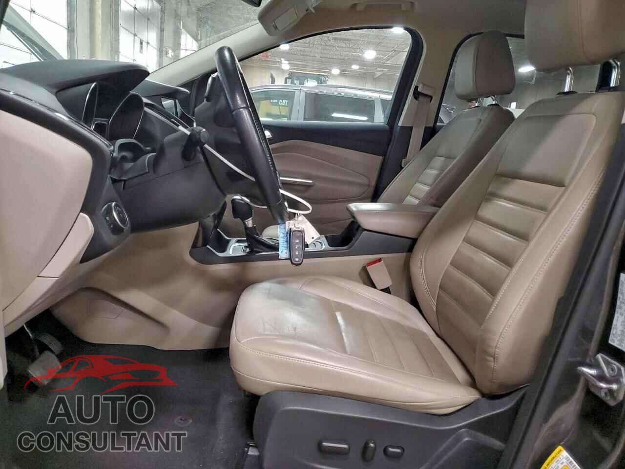 FORD ESCAPE 2017 - 1FMCU9JD7HUB71853