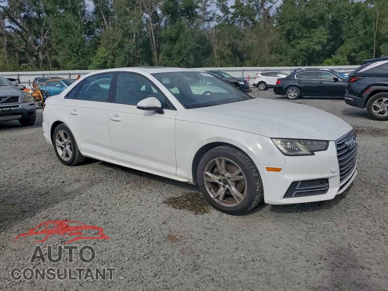 AUDI A4 2018 - WAUKMAF48JA004447