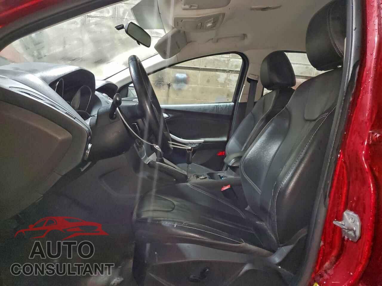 FORD FOCUS 2014 - 1FADP3F27EL110482