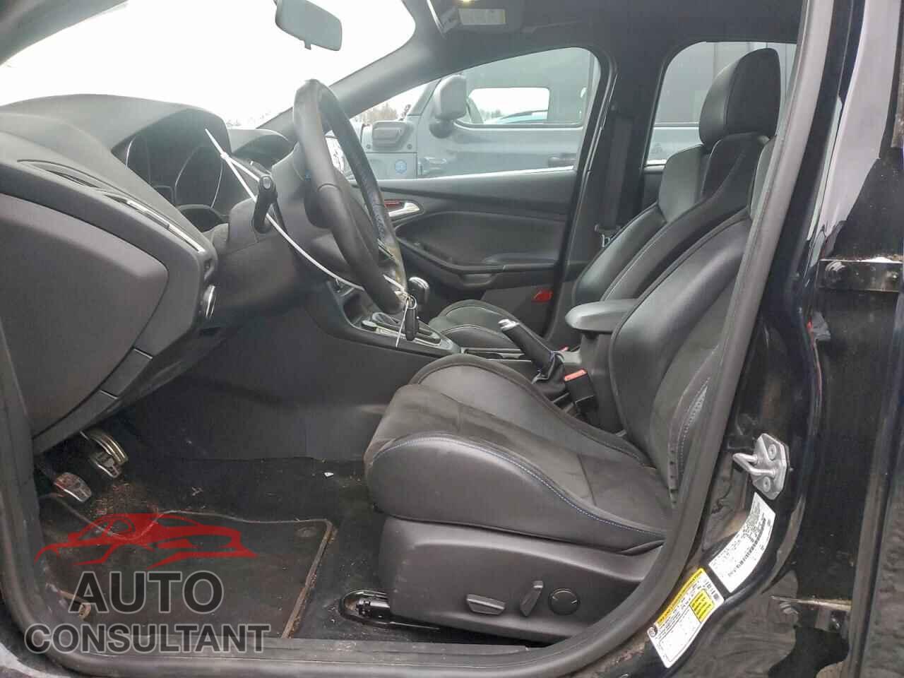 FORD FOCUS 2017 - WF0DP3TH2H4120237