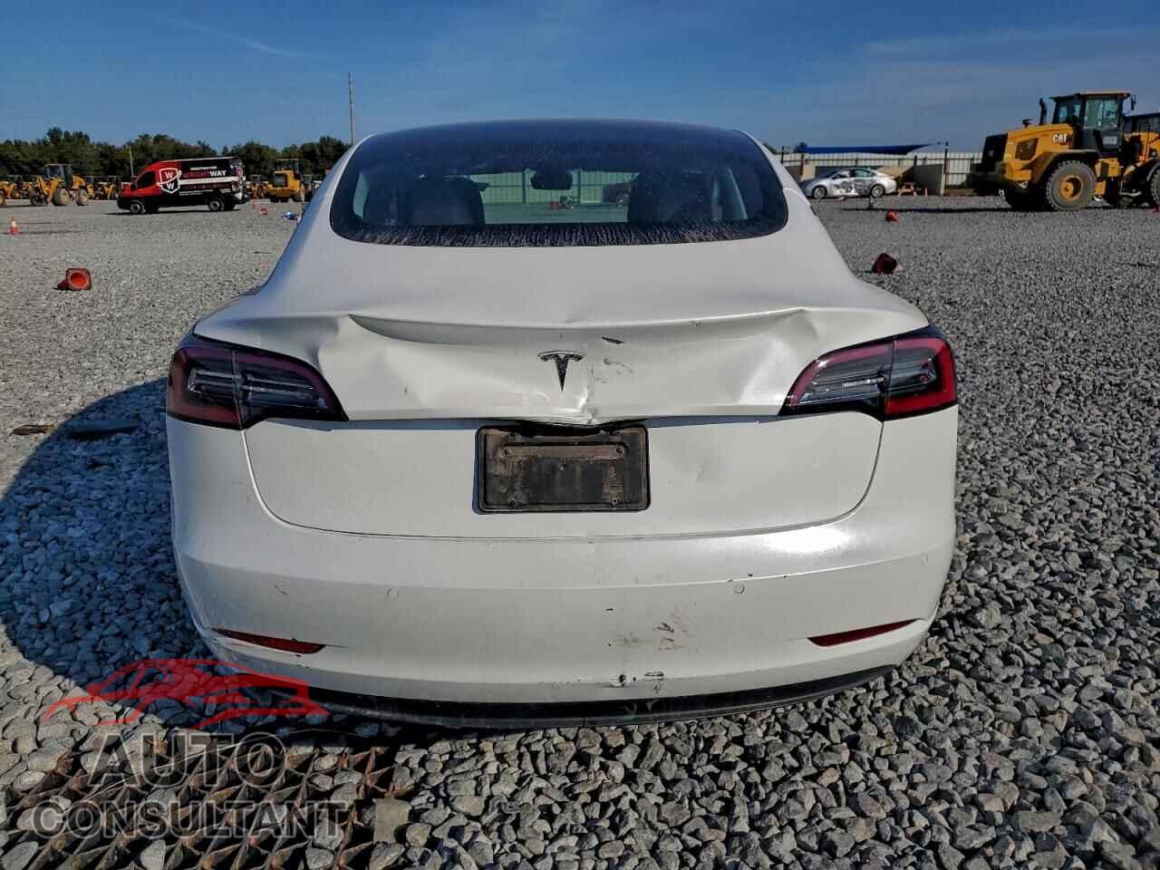 TESLA MODEL 3 2021 - 5YJ3E1EA3MF976206