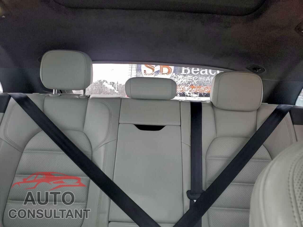 PORSCHE MACAN 2017 - WP1AF2A57HLB62032