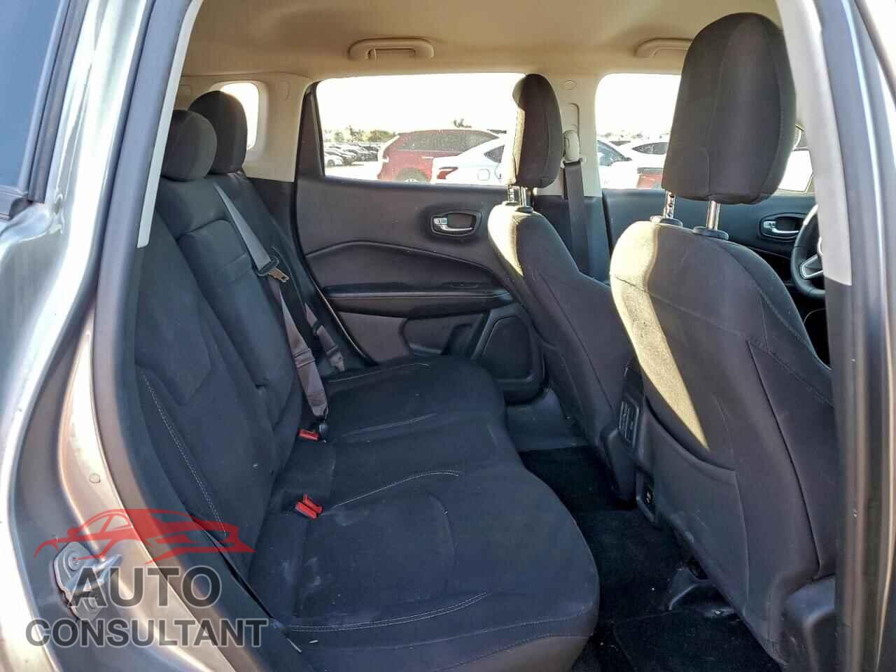 JEEP COMPASS 2017 - 3C4NJDAB2HT642583