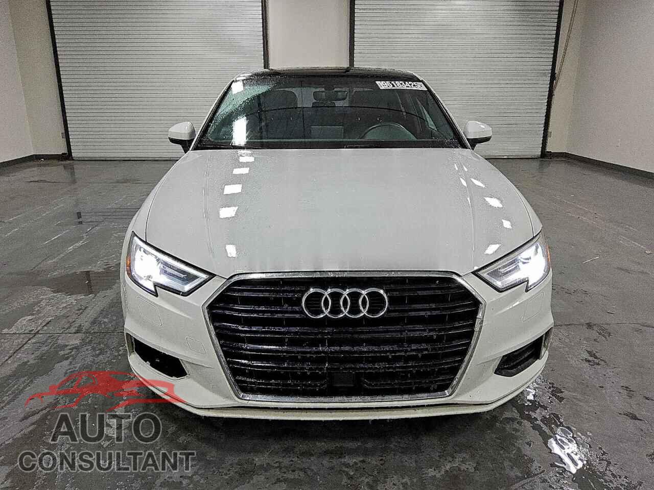 AUDI A3 2018 - WAUAUGFF4J1088962