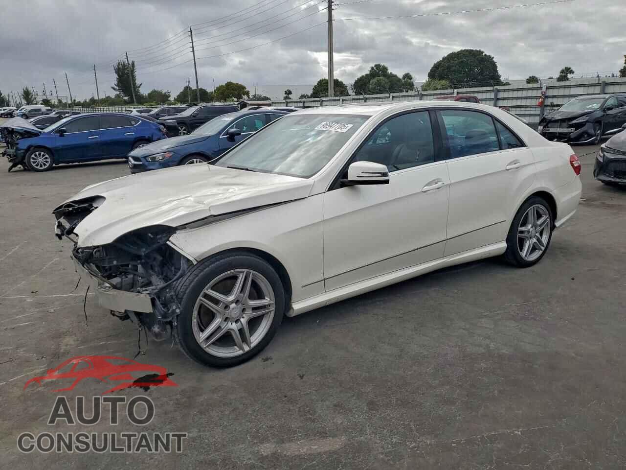 MERCEDES-BENZ E-CLASS 2013 - WDDHF5KB2DA698257