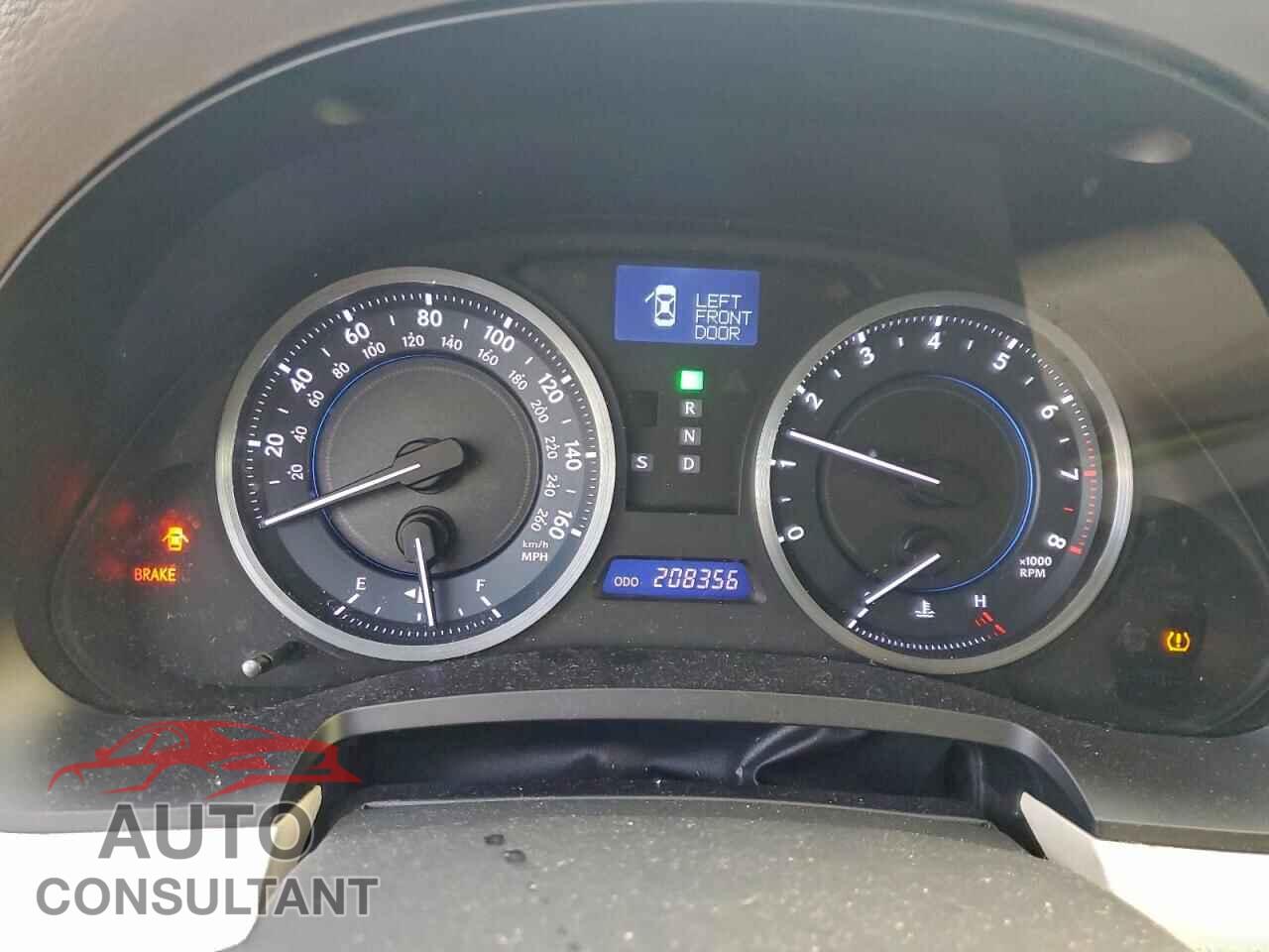LEXUS IS 2011 - JTHBF5C27B5144523