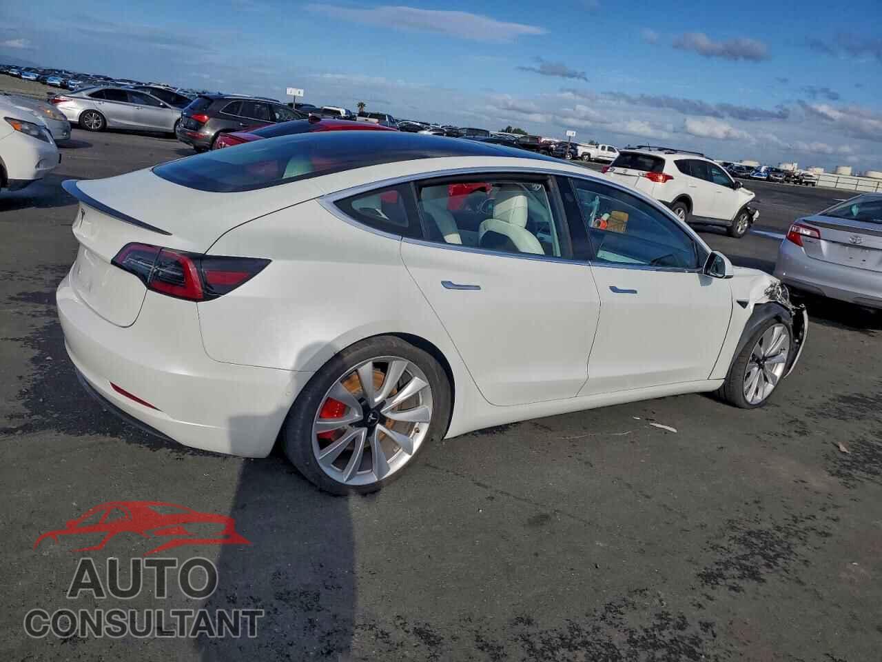 TESLA MODEL 3 2018 - 5YJ3E1EB9JF081694