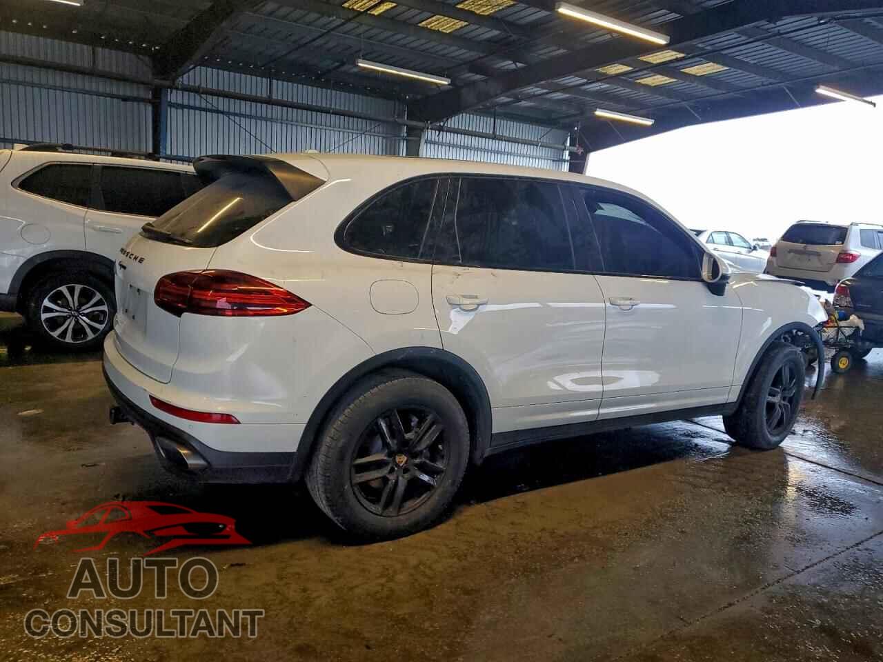 PORSCHE CAYENNE 2016 - WP1AA2A27GLA04616