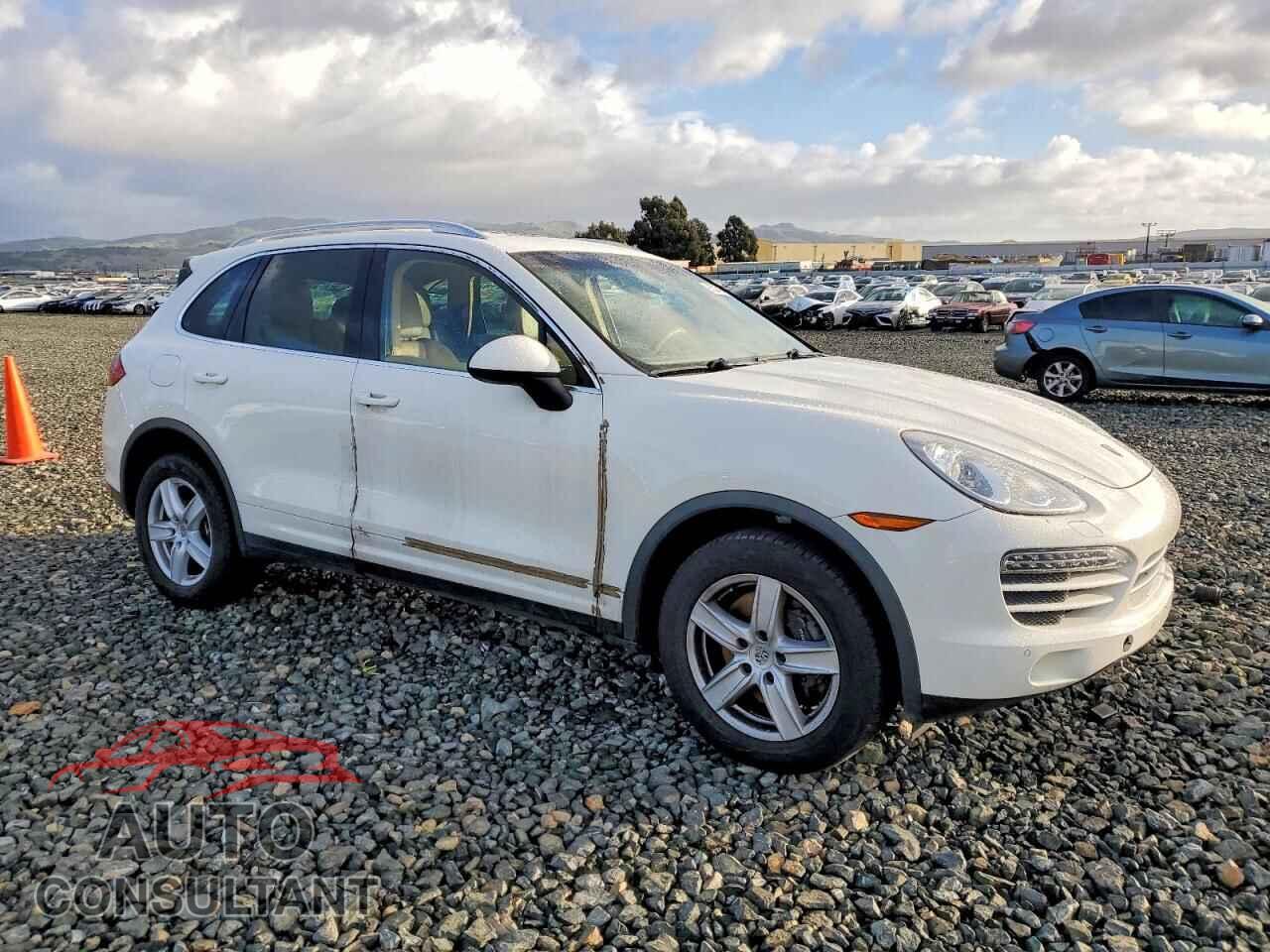 PORSCHE CAYENNE 2012 - WP1AA2A28CLA04764