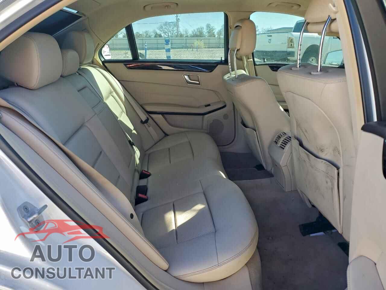 MERCEDES-BENZ E-CLASS 2015 - WDDHF5KB5FB096739