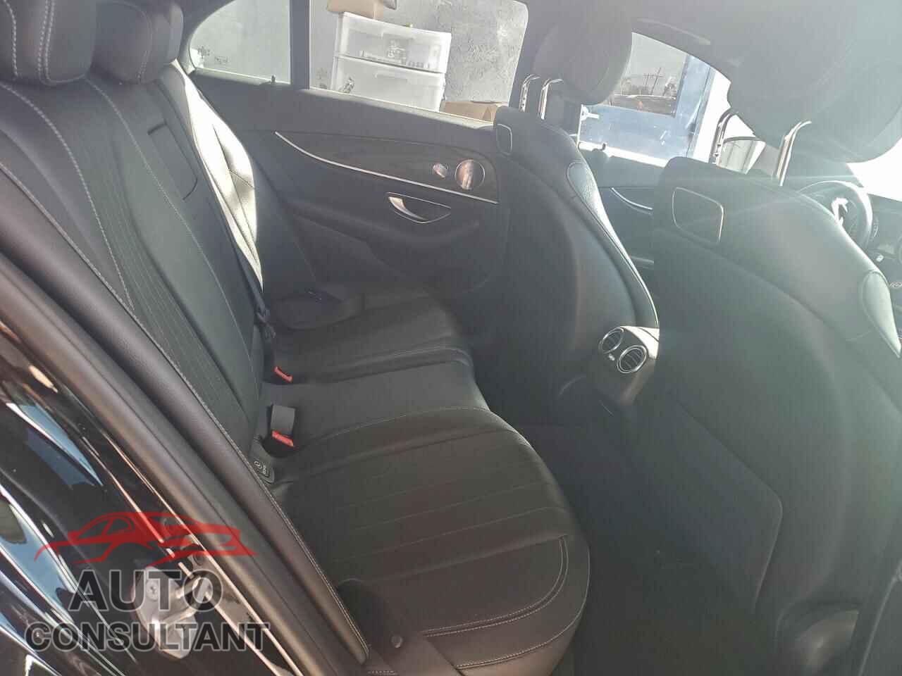 MERCEDES-BENZ E-CLASS 2018 - WDDZF4JB8JA364343