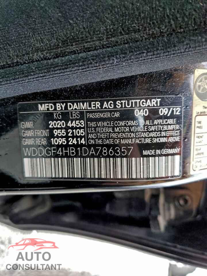 MERCEDES-BENZ C-CLASS 2013 - WDDGF4HB1DA786357