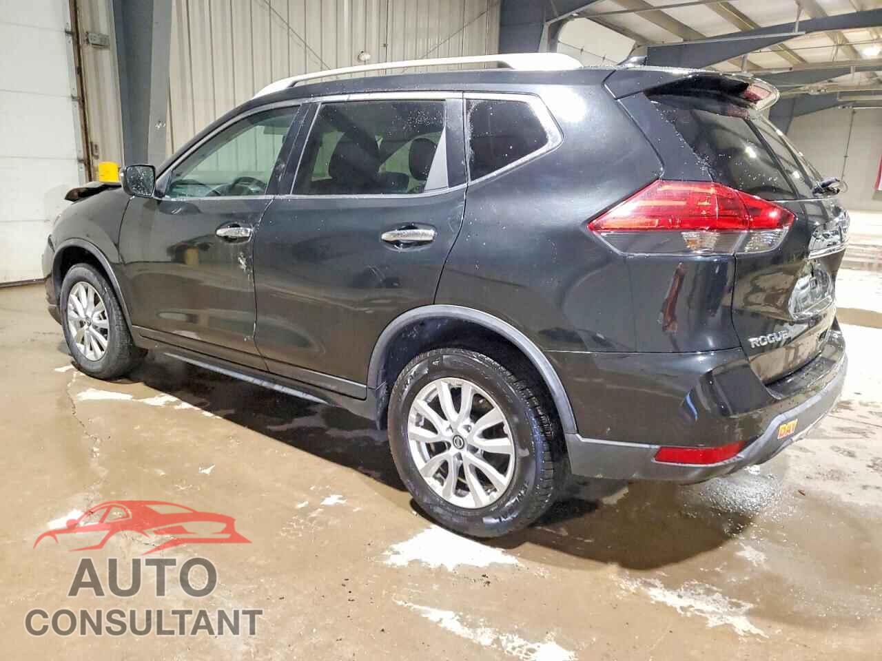 NISSAN ROGUE 2017 - KNMAT2MV8HP574930