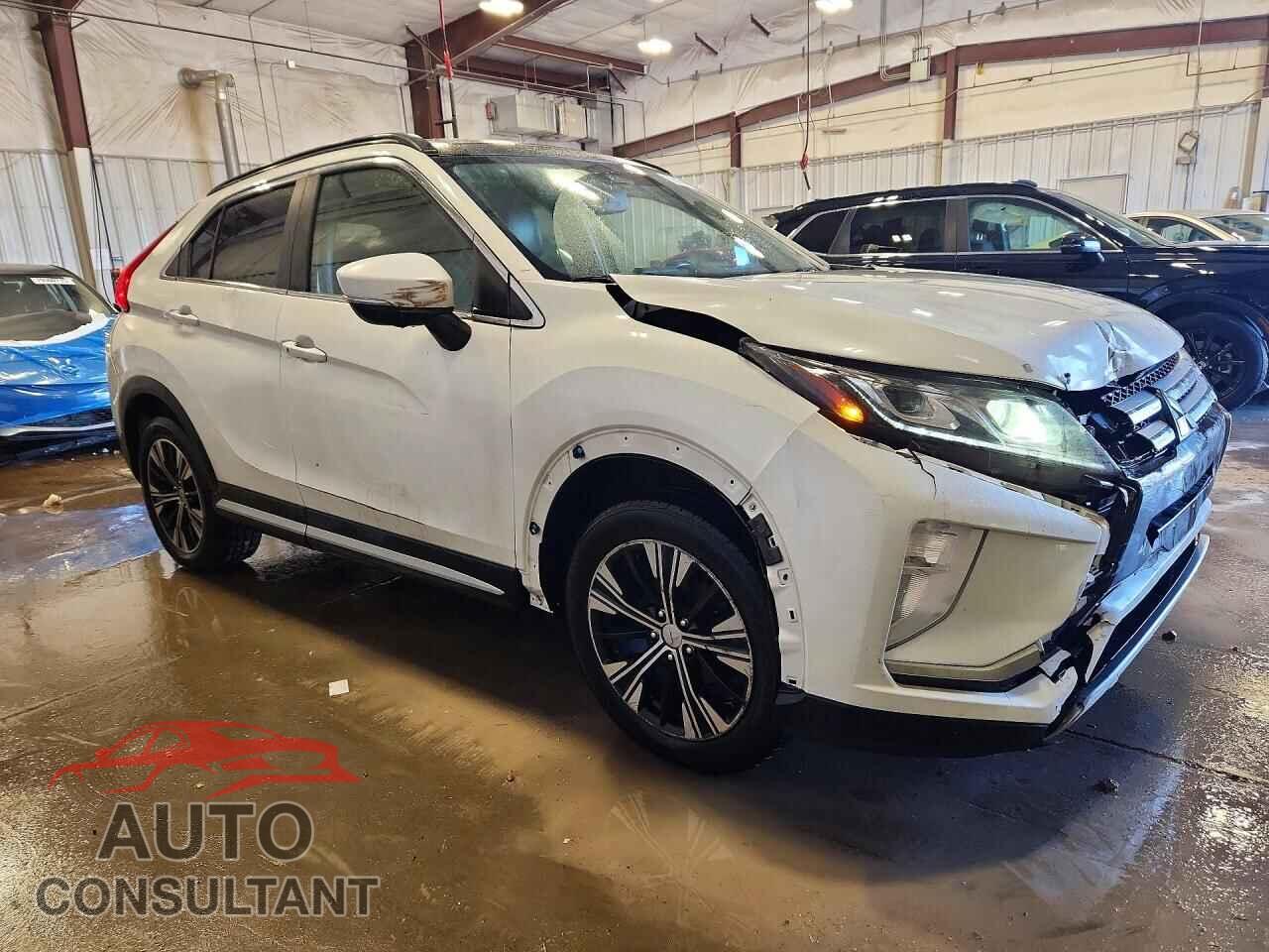 MITSUBISHI ECLIPSE 2018 - JA4AT5AA8JZ063872