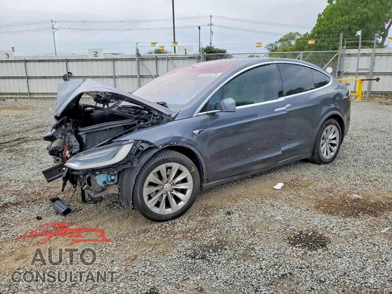 TESLA MODEL X 2016 - 5YJXCDE25GF027892