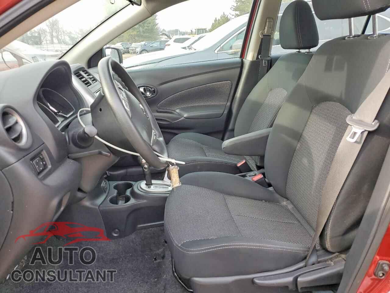 NISSAN VERSA 2019 - 3N1CN7AP3KL861443