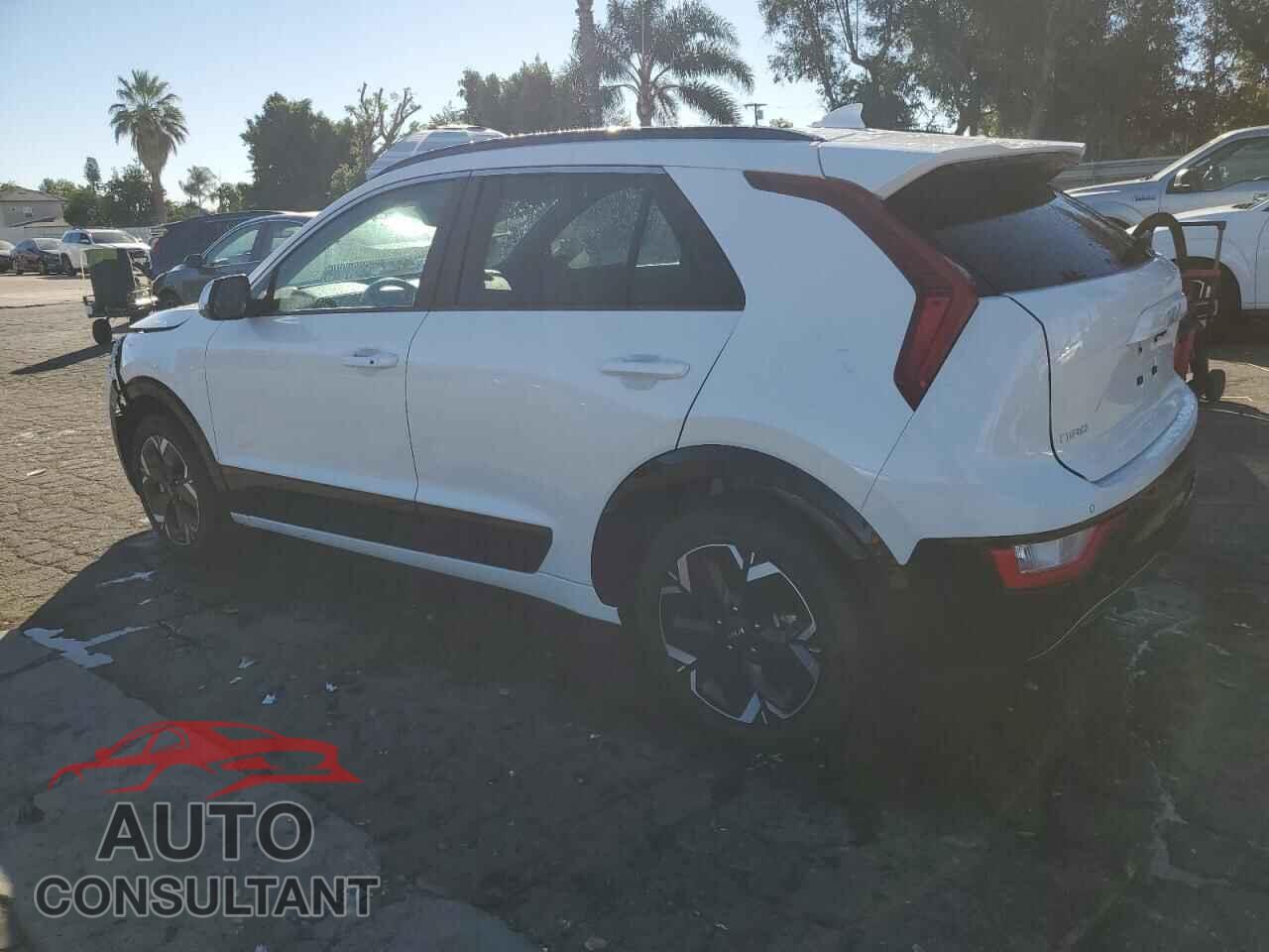 KIA NIRO WIND 2024 - KNDCR3L12R5122299