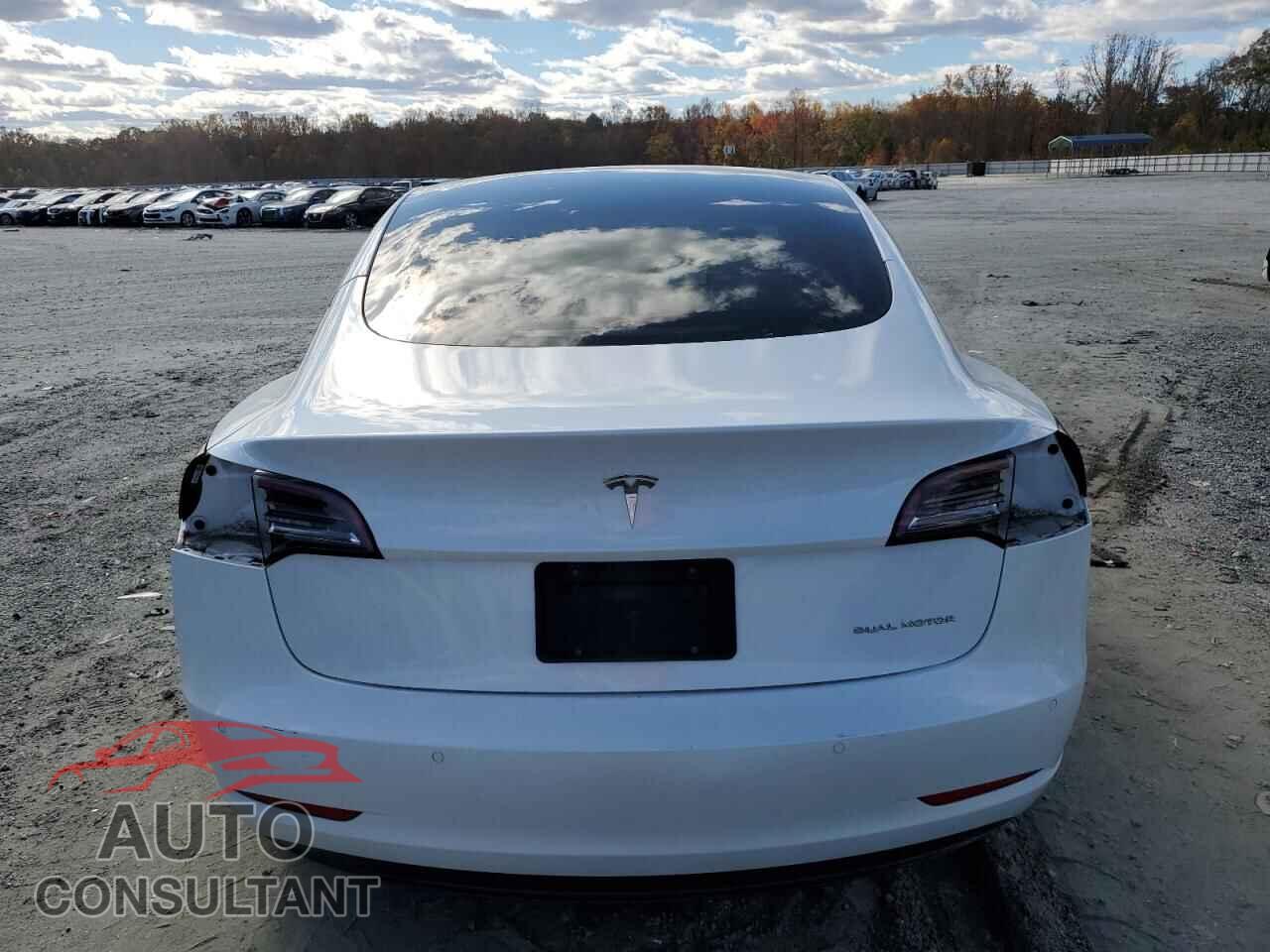 TESLA MODEL 3 2021 - 5YJ3E1EB4MF903354