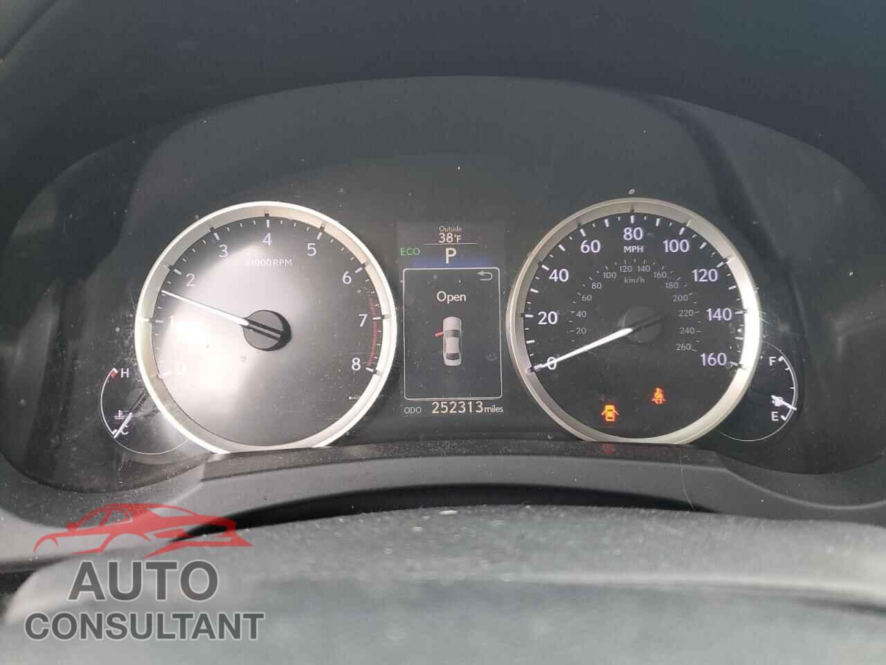 LEXUS IS 2014 - JTHCF1D26E5014667