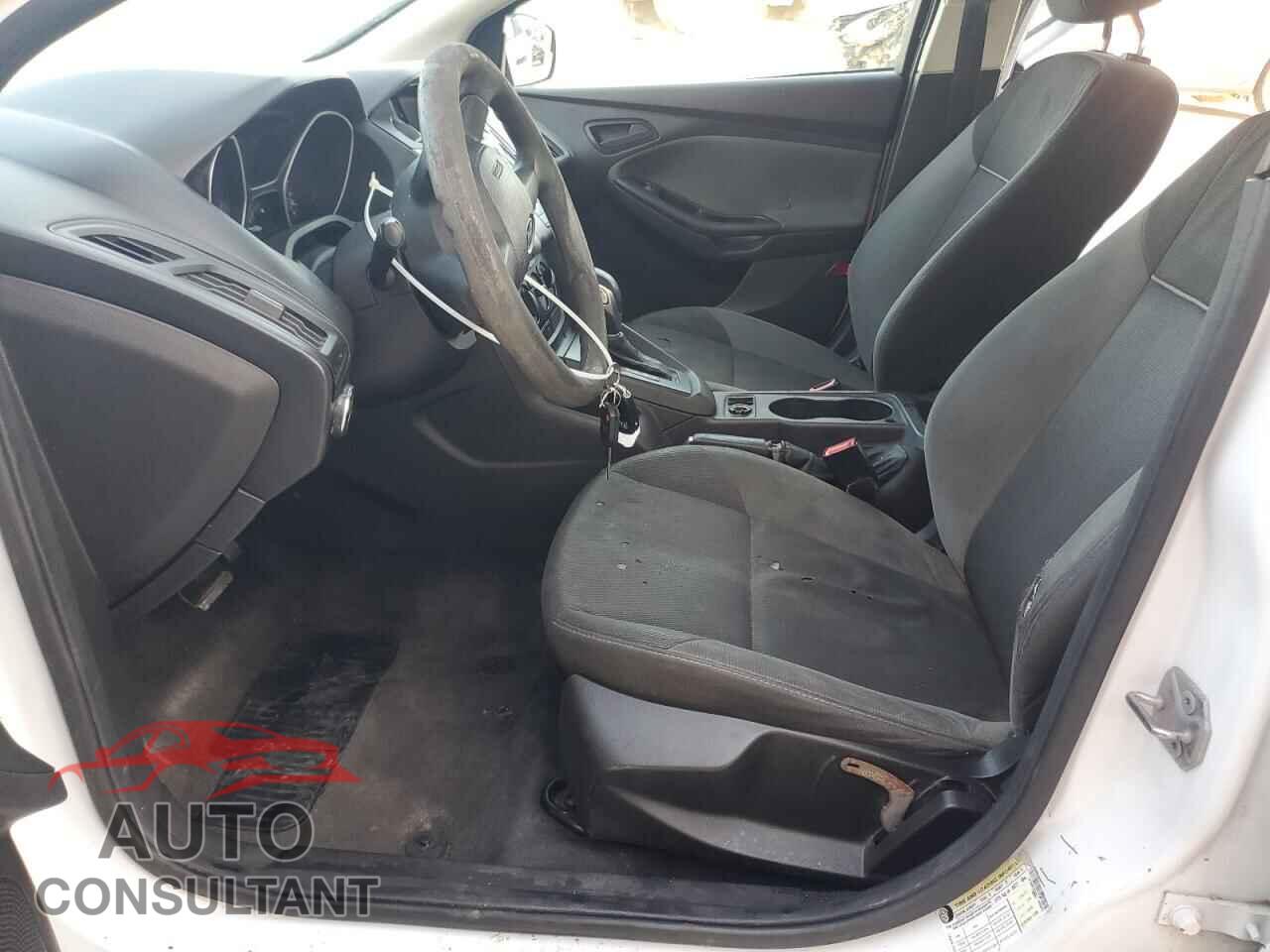 FORD FOCUS 2012 - 1FAHP3E2XCL195043