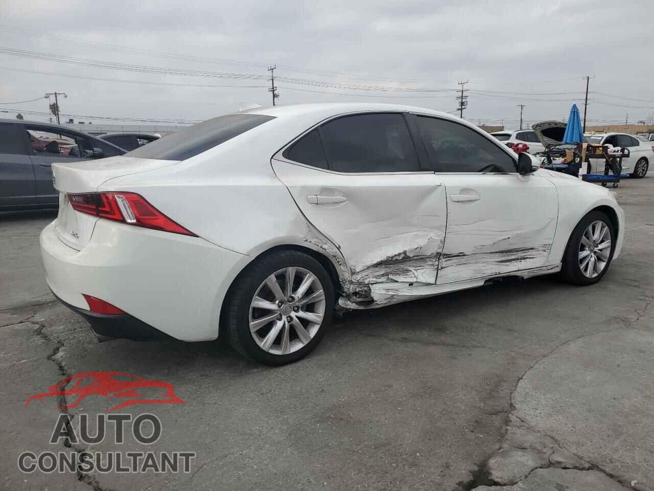 LEXUS IS 2014 - JTHBF1D26E5016303