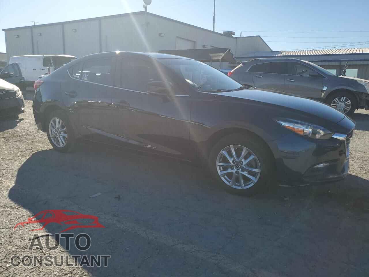 MAZDA 3 2017 - 3MZBN1U76HM153348