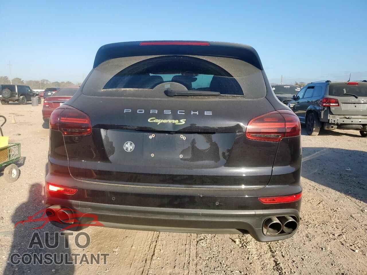 PORSCHE CAYENNE 2017 - WP1AE2A21HLA73954