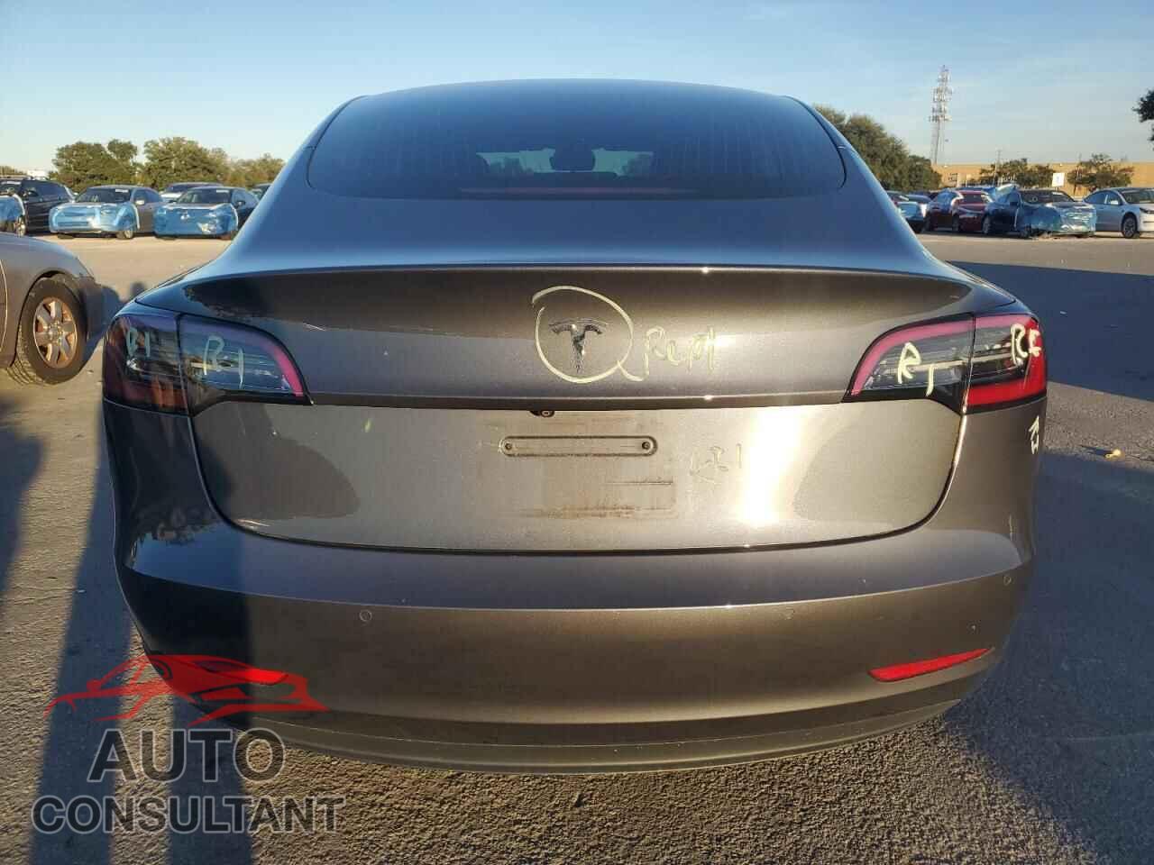 TESLA MODEL 3 2019 - 5YJ3E1EA7KF426942