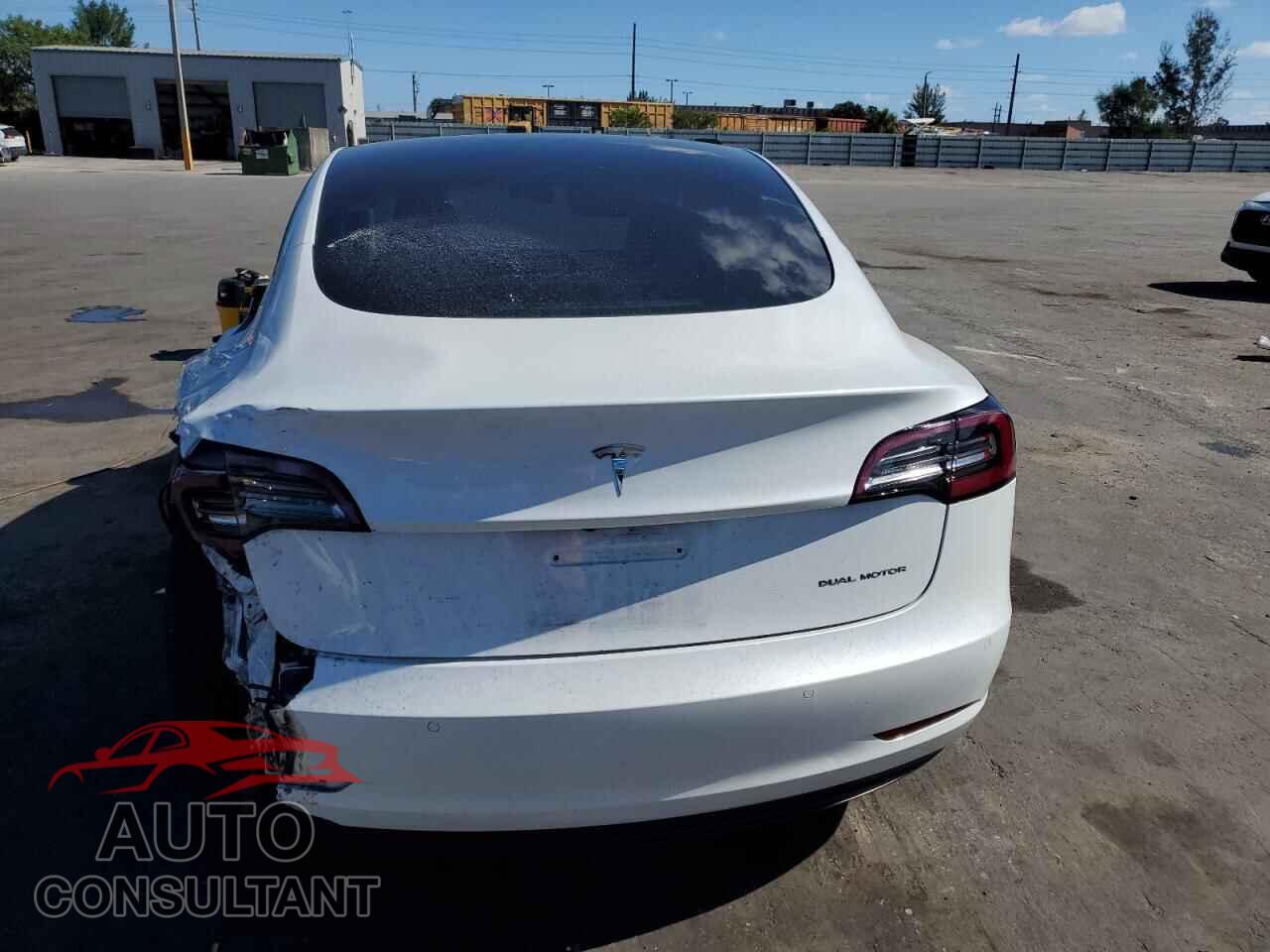 TESLA MODEL 3 2021 - 5YJ3E1EB2MF919231