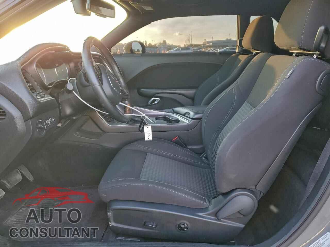 DODGE CHALLENGER 2018 - 2C3CDZBTXJH123741