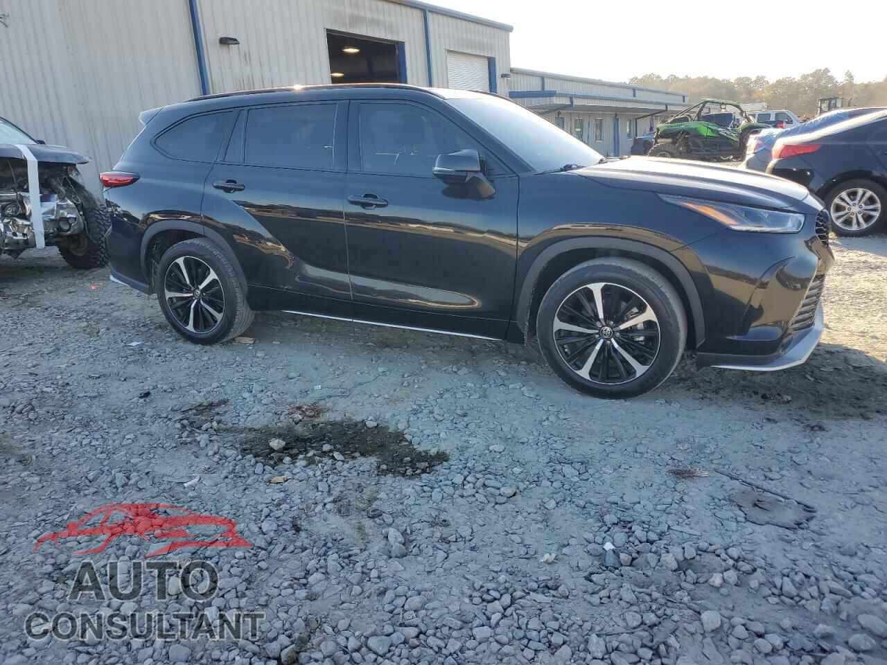 TOYOTA HIGHLANDER 2021 - 5TDJZRAH5MS033842