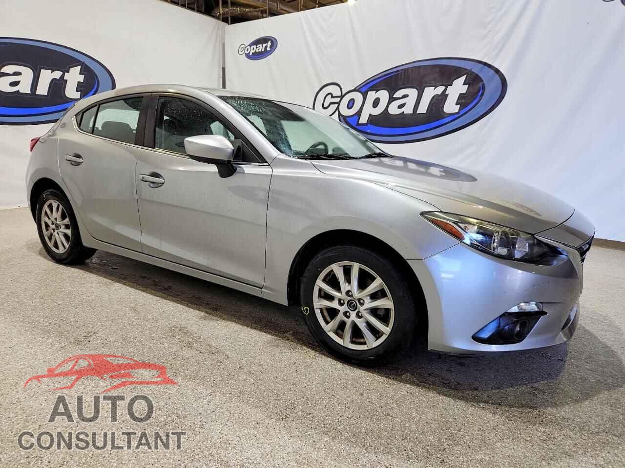 MAZDA 3 2015 - JM1BM1M76F1258441