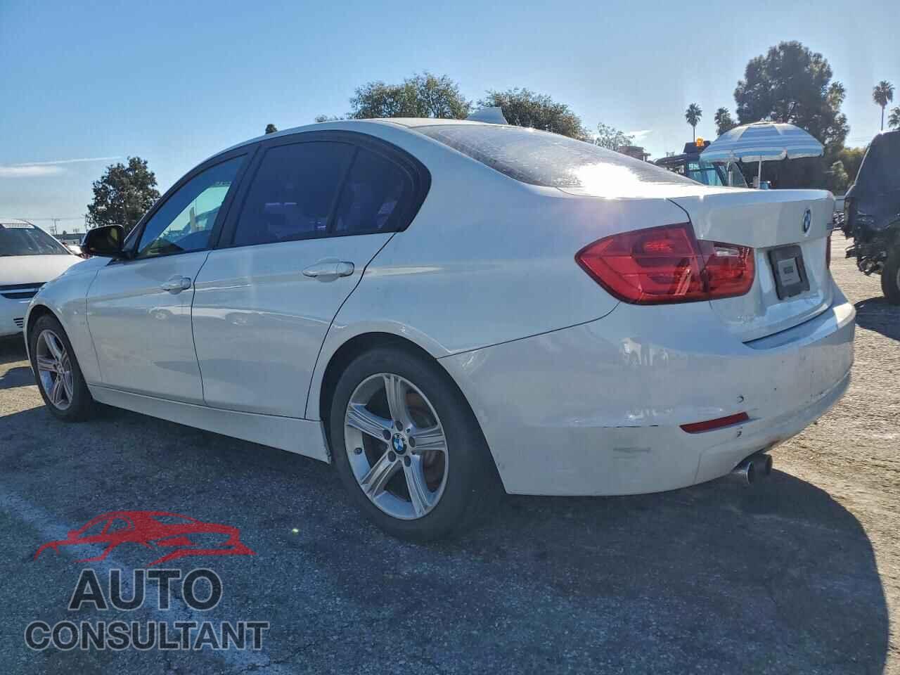 BMW 3 SERIES 2015 - WBA3C1C59FP852894