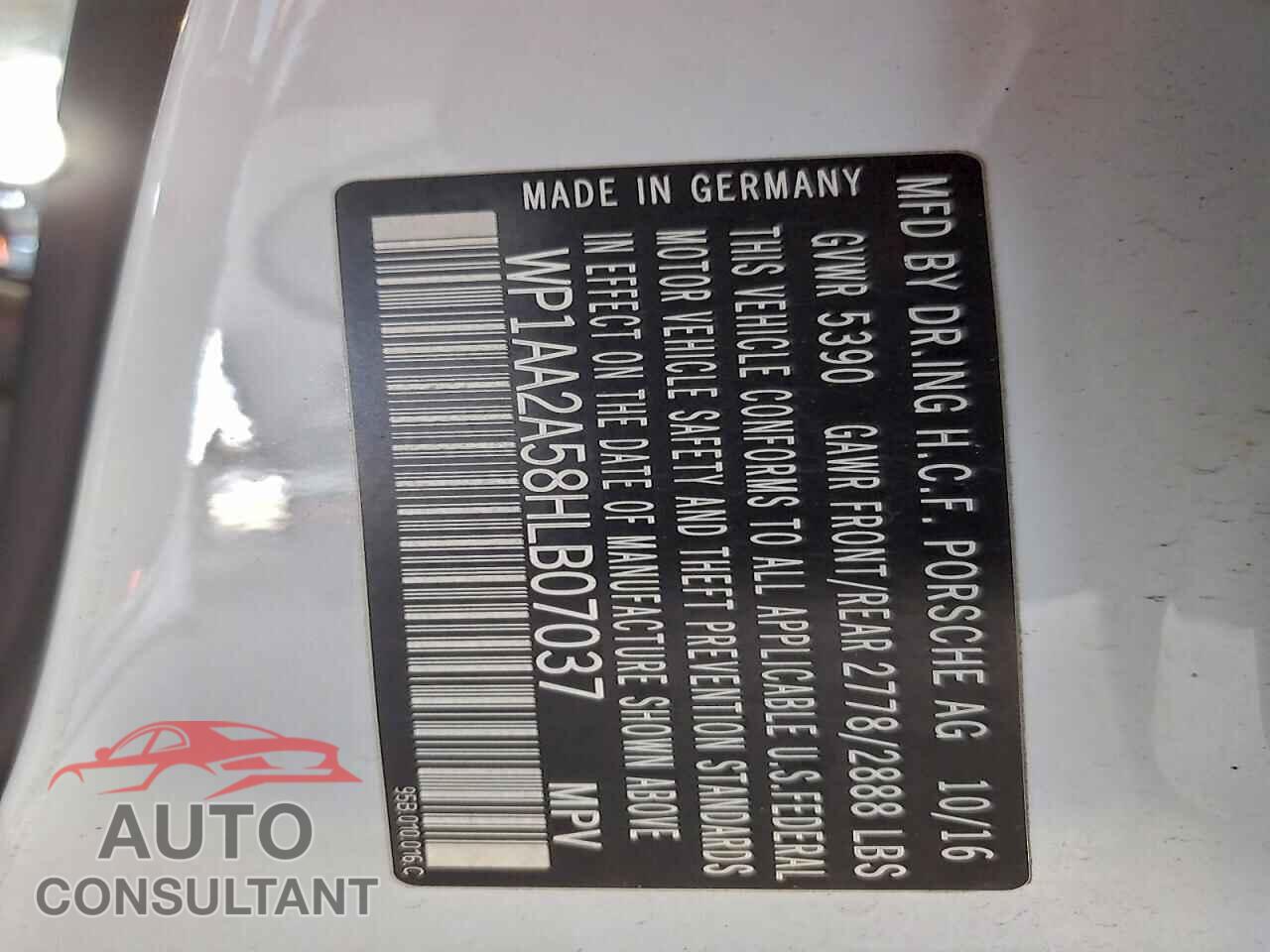 PORSCHE MACAN 2017 - WP1AA2A58HLB07037