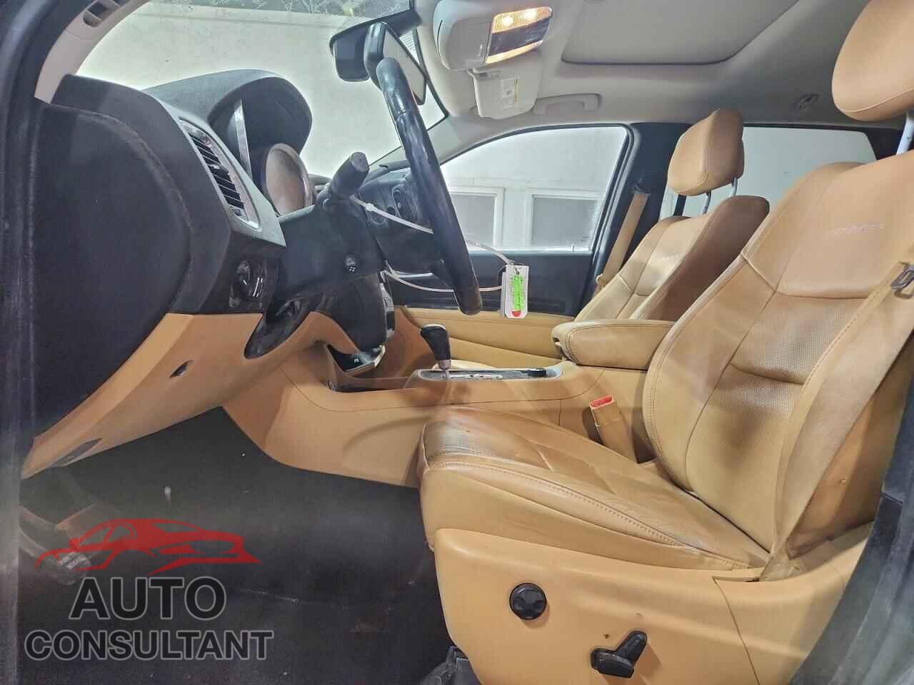 DODGE DURANGO 2013 - 1C4SDJET1DC666343