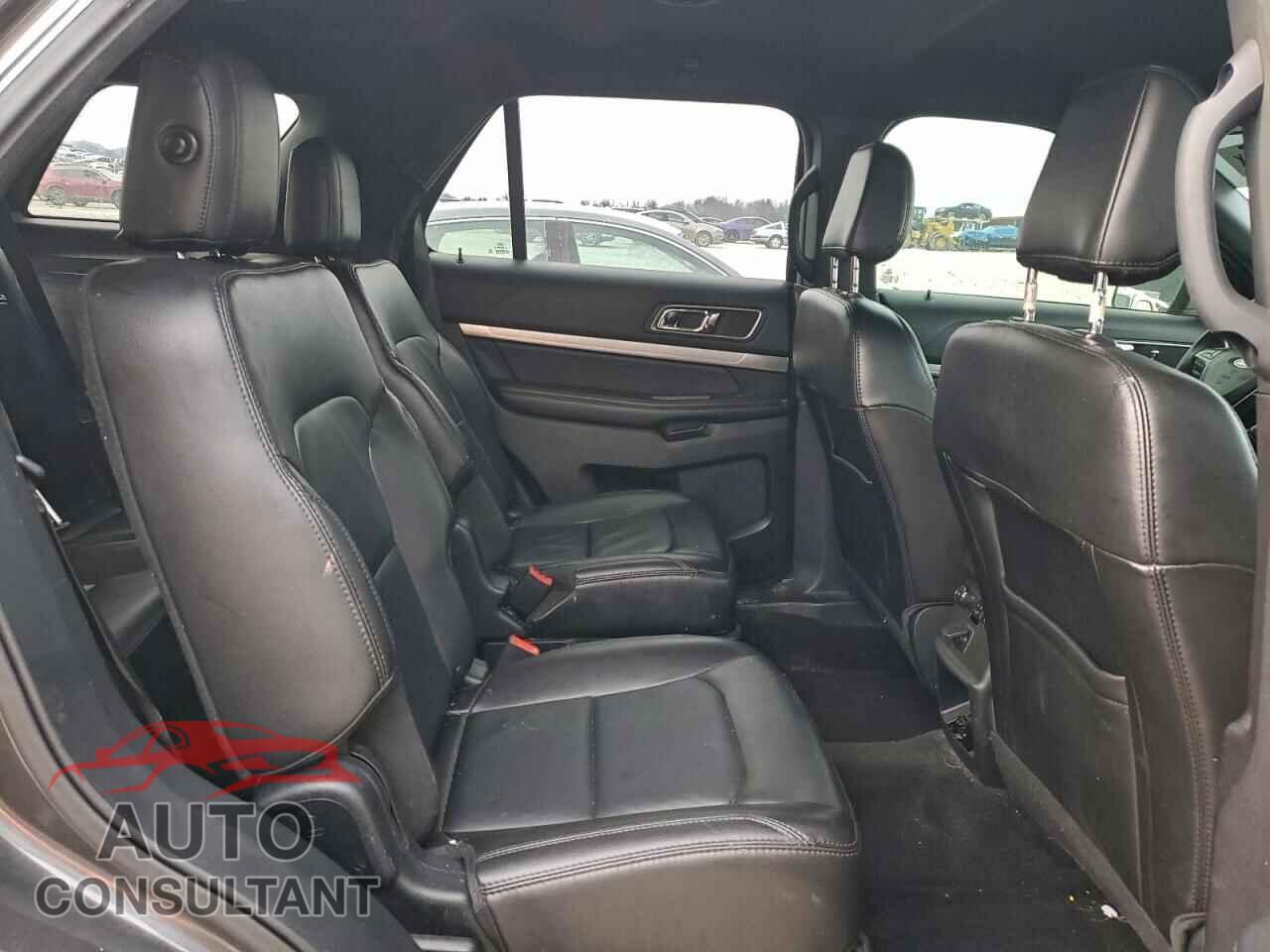 FORD EXPLORER 2018 - 1FM5K7D87JGB74483
