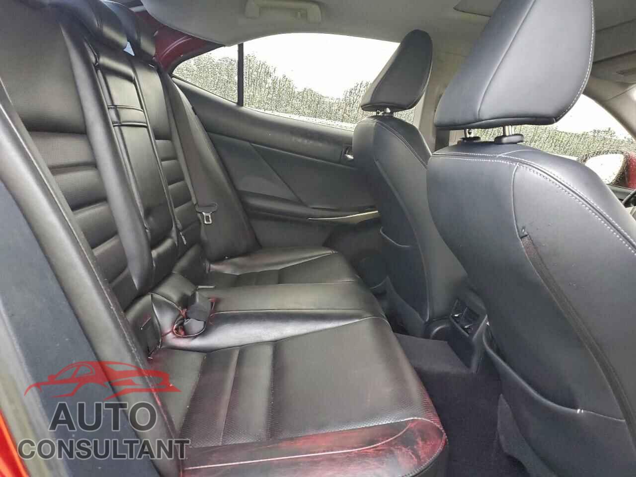 LEXUS IS 2014 - JTHCF1D29E5004523