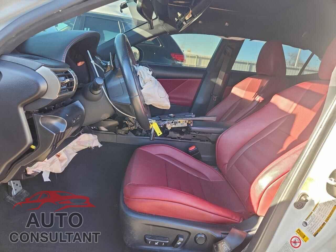LEXUS IS 2015 - JTHCE1D22F5008742