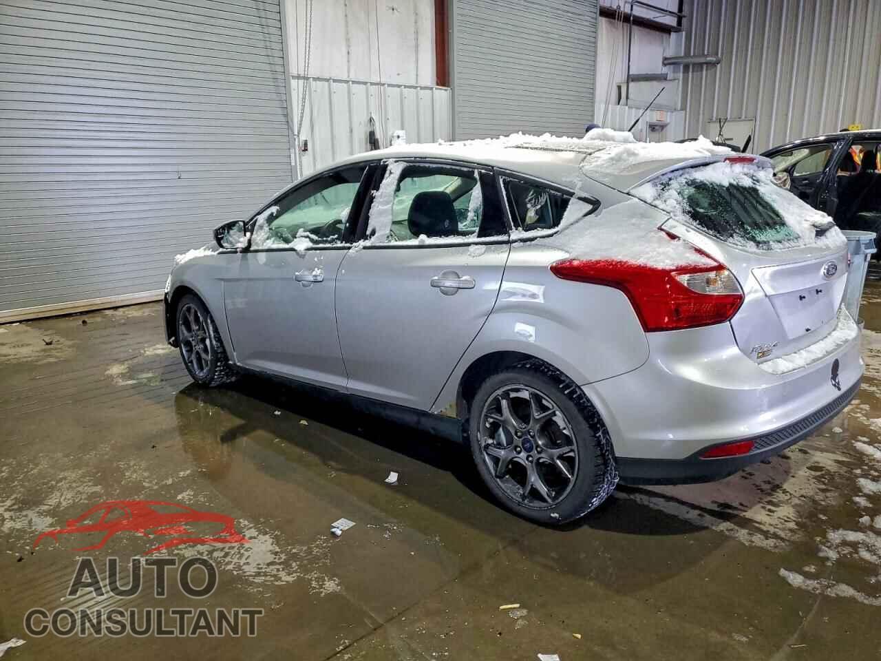 FORD FOCUS 2014 - 1FADP3K28EL337430