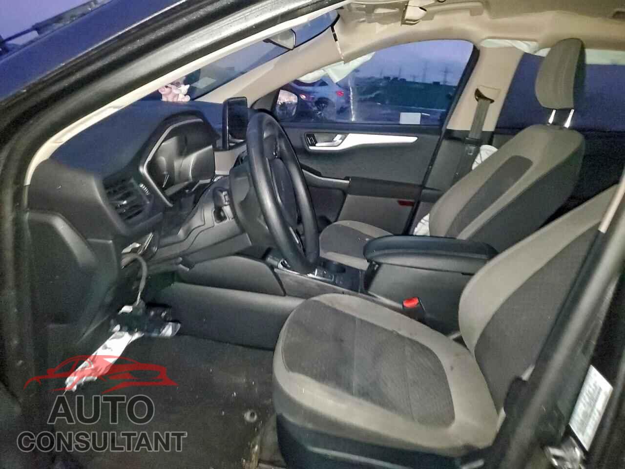 FORD ESCAPE 2020 - 1FMCU0G60LUA48845
