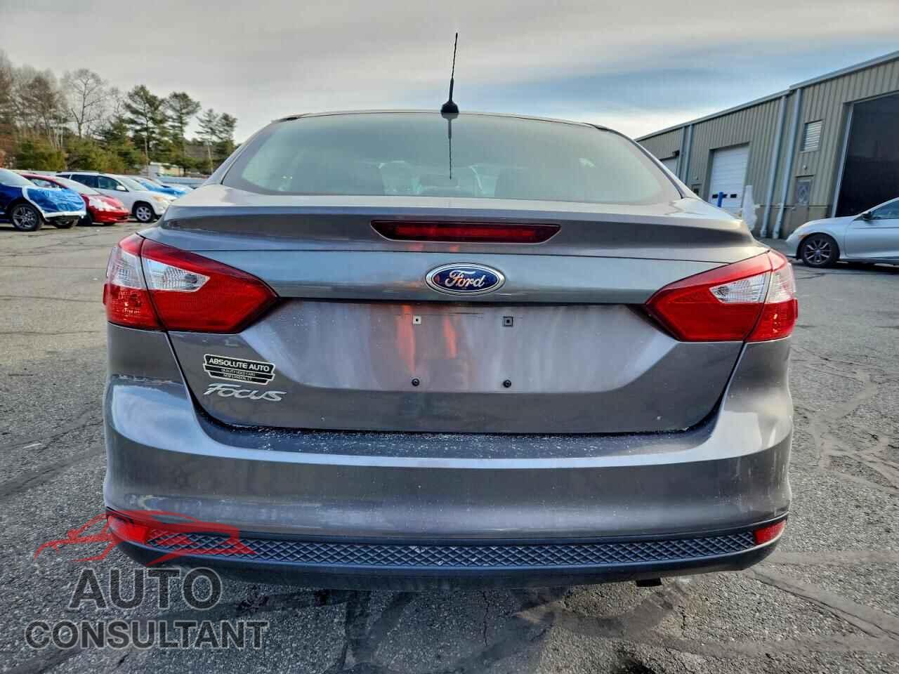 FORD FOCUS 2014 - 1FADP3E21EL462359