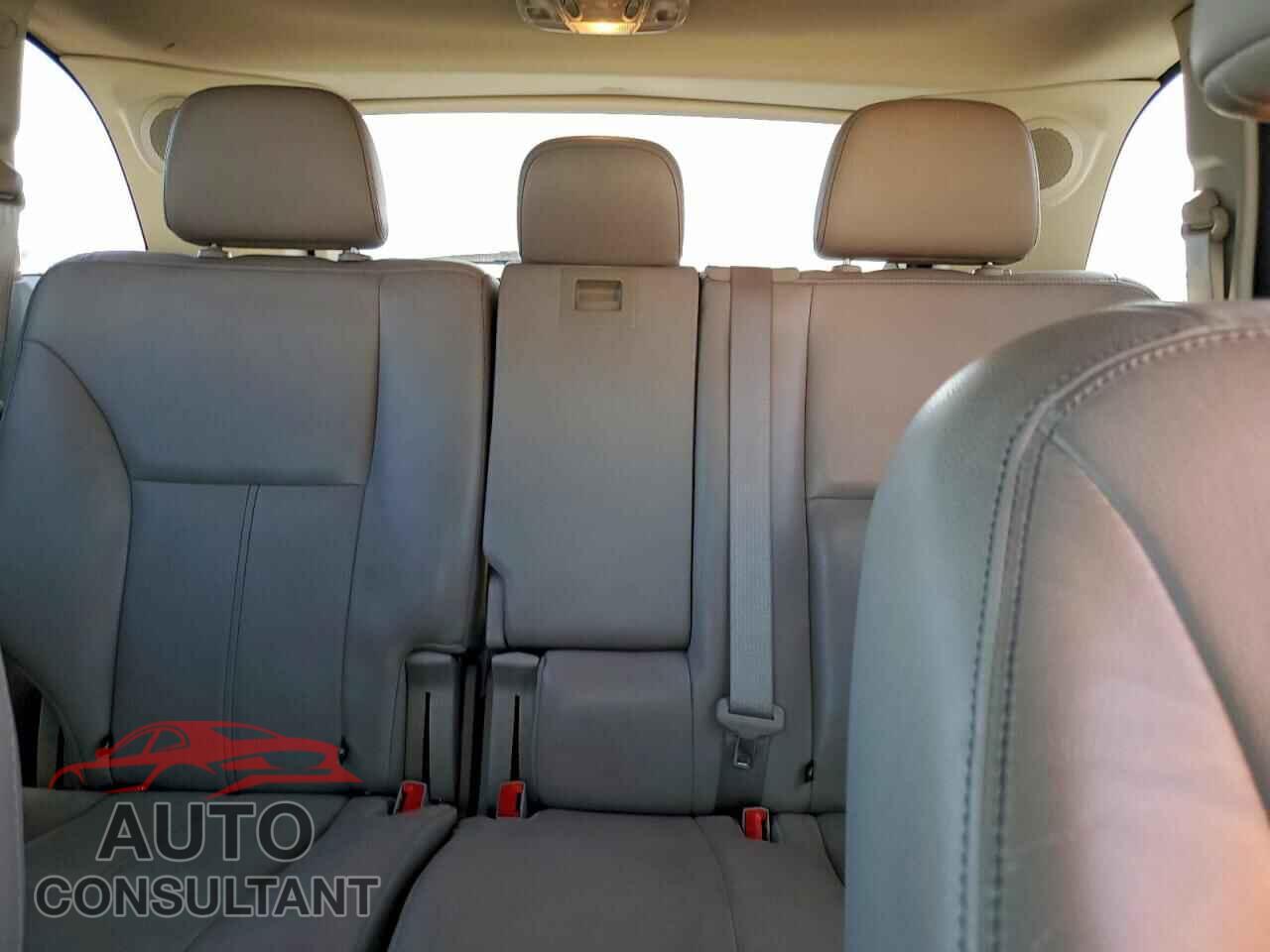 FORD EDGE 2011 - 2FMDK3KC4BBA08569