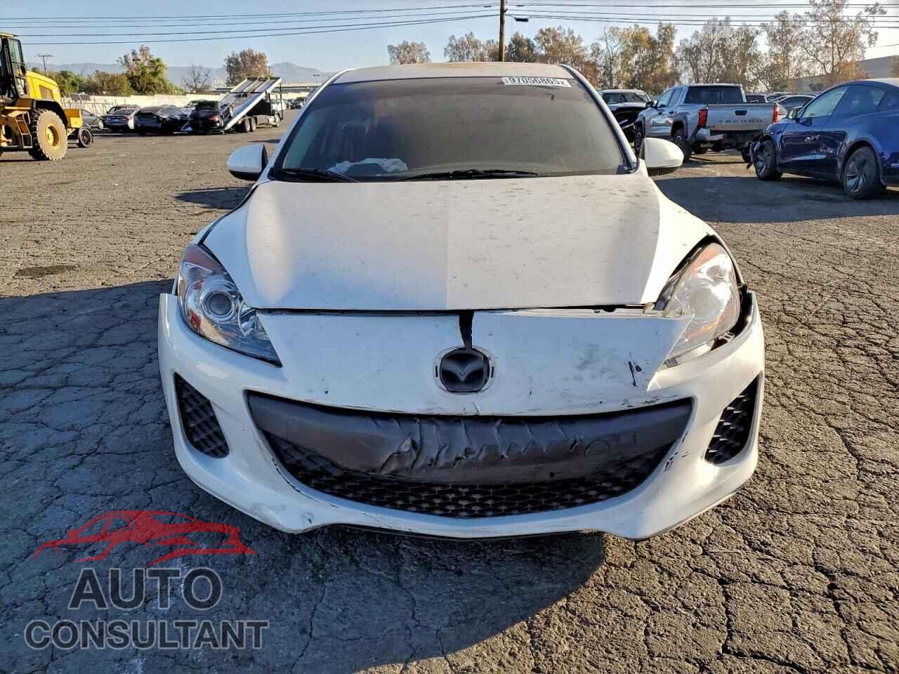 MAZDA 3 2013 - JM1BL1TG2D1815184