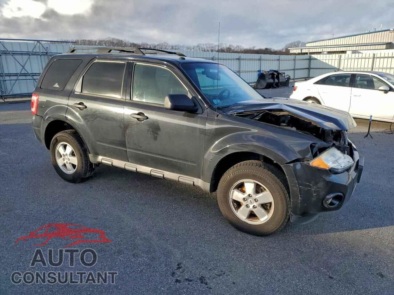 FORD ESCAPE 2011 - 1FMCU0D77BKB88155