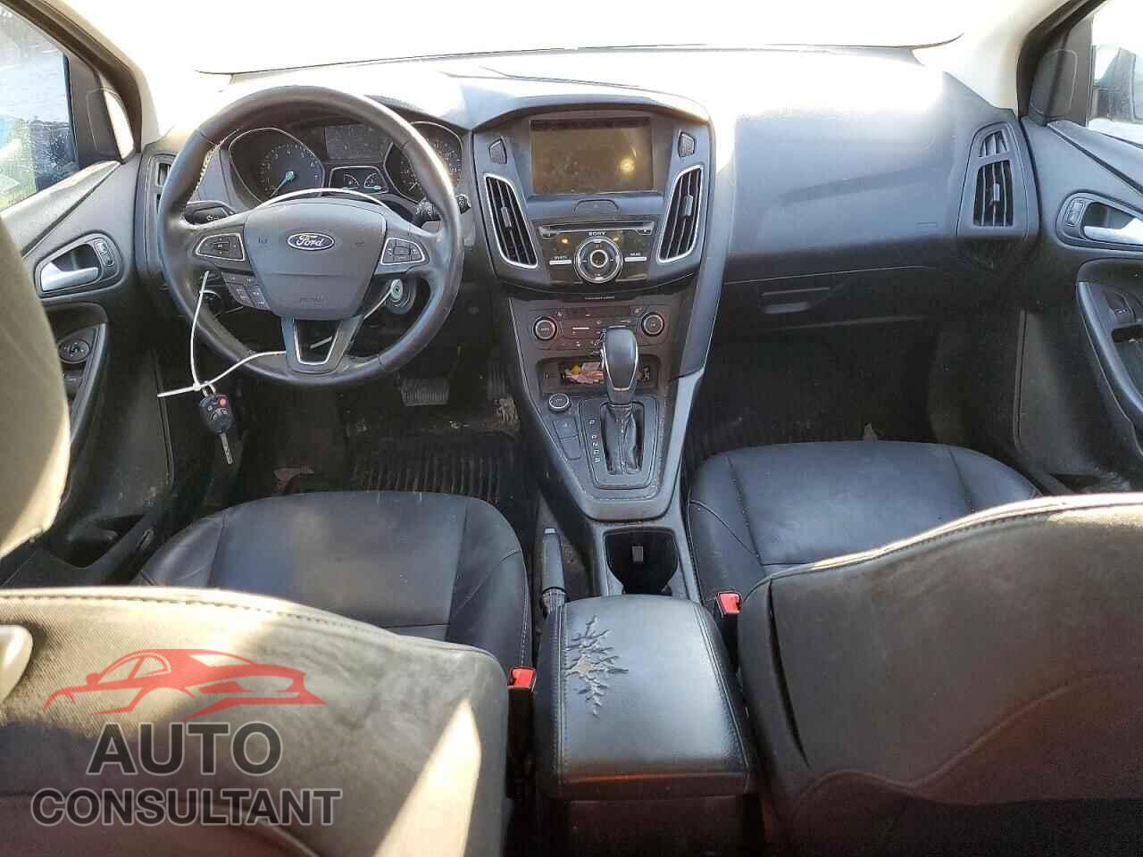 FORD FOCUS 2017 - 1FADP3M25HL205629
