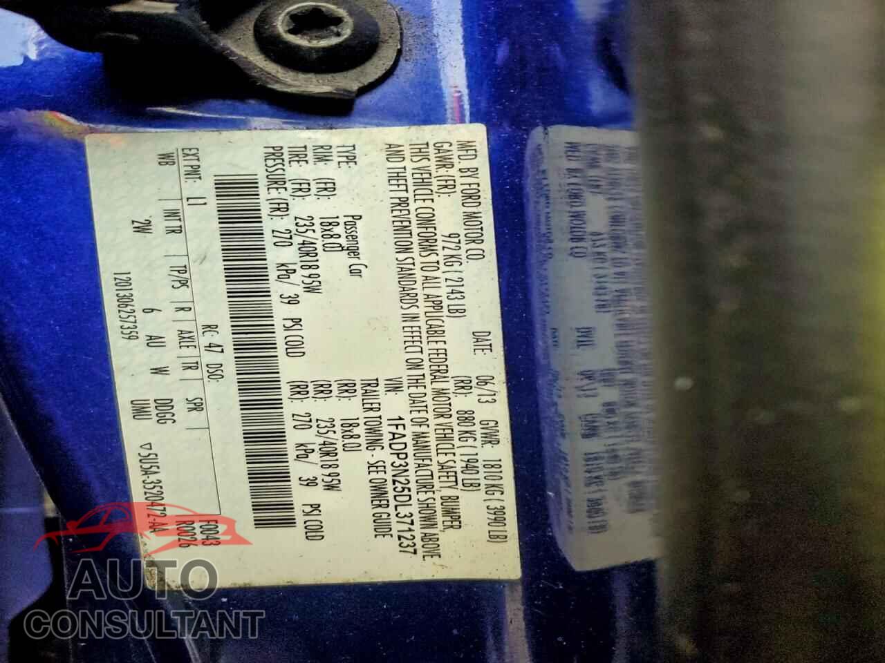 FORD FOCUS 2013 - 1FADP3N25DL371237