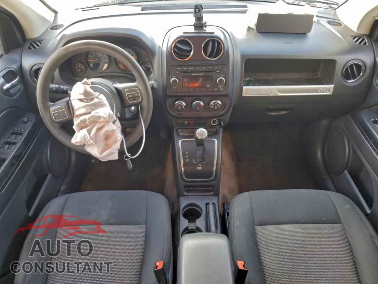 JEEP COMPASS 2014 - 1C4NJCBA0ED573197