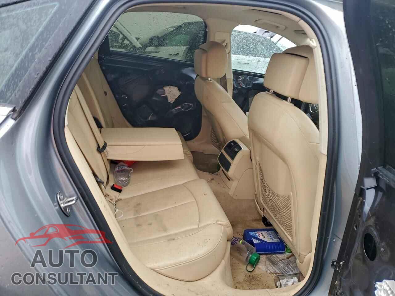 AUDI A6 2012 - WAUGGAFC0CN166718